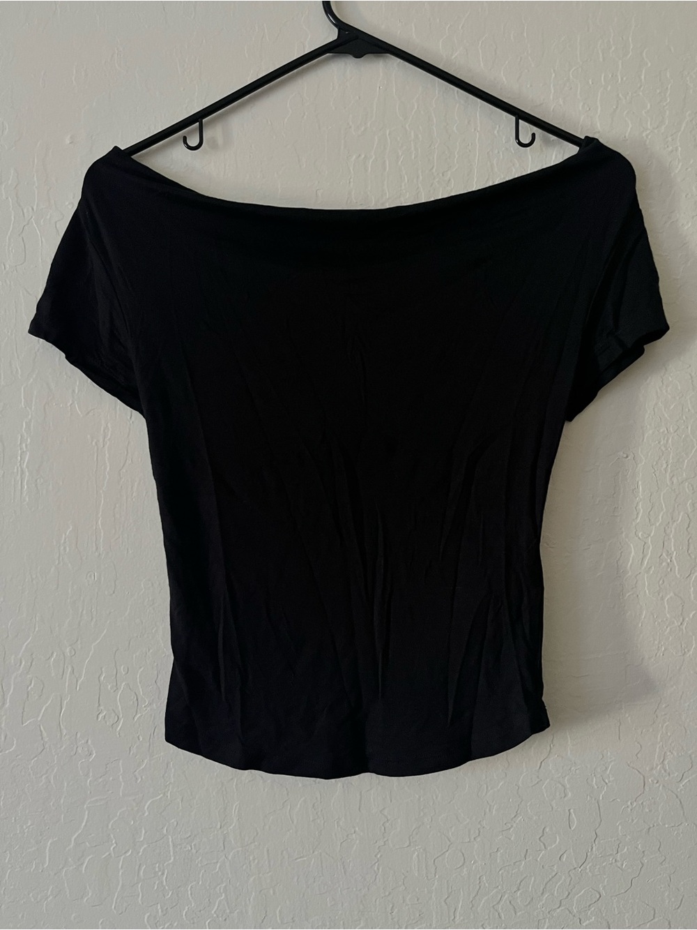 Urban Outfitters Silence + Noise Black Off-the-Shoulder Short Sleeve Top